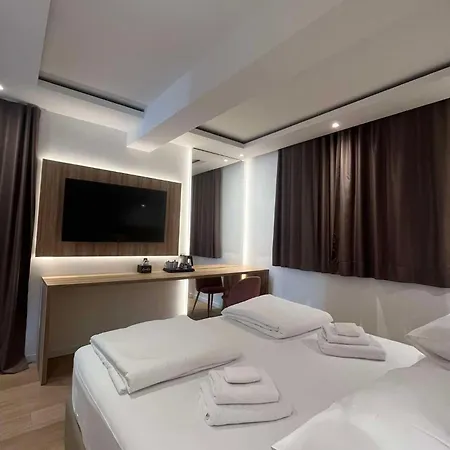 And With A Swimming Pool Hvar - 24309 بيت ضيافة