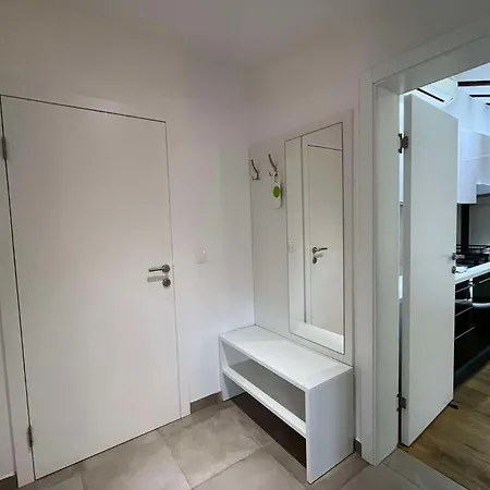 And With A Swimming Pool Hvar - 24309 بيت ضيافة هفار