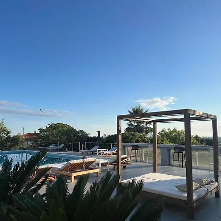 And With A Swimming Pool Hvar - 24309 بيت ضيافة هفار